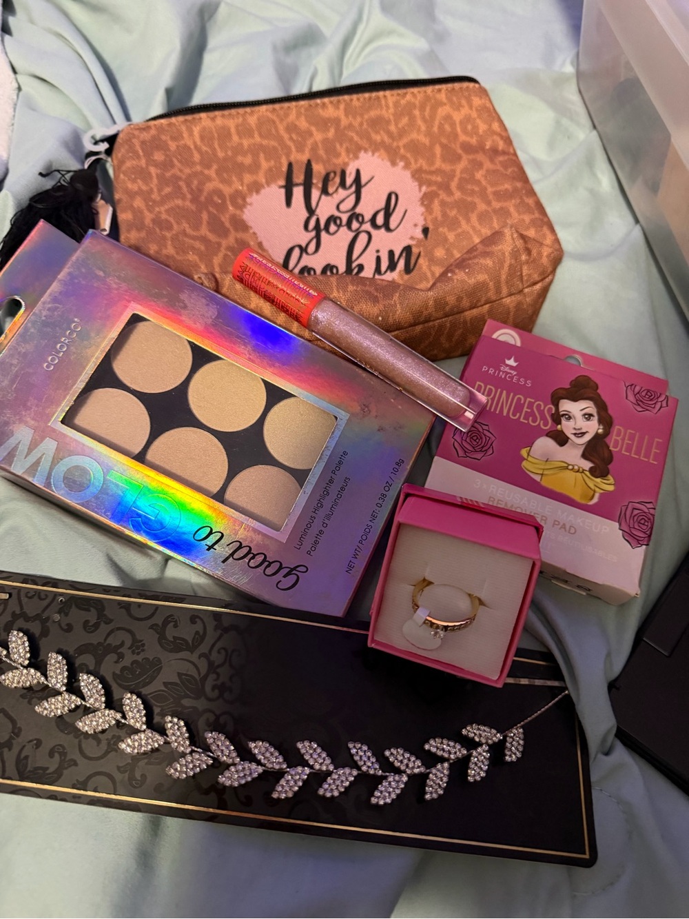 Pink Shimmer Lip Gloss & Makeup Palette Set - Pink